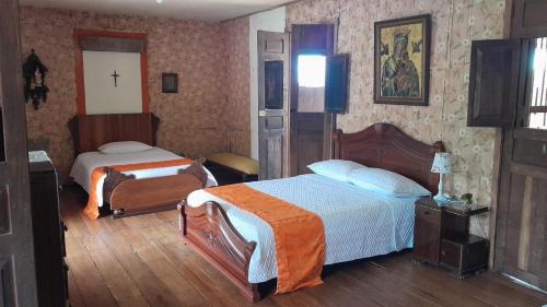 Standard Double Room with Shared Bathroom