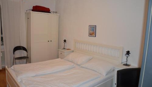 One-Bedroom Apartment with Panorama View
