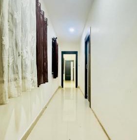 Deluxe Room (2 Adults + 1 Child)