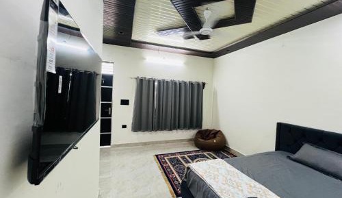 Double Room with Pool View