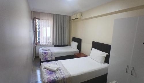 Twin Room with Private Bathroom