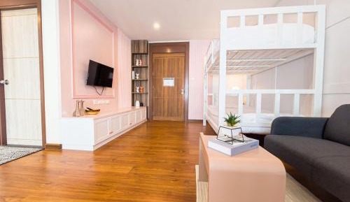 One-Bedroom Family Apartment
