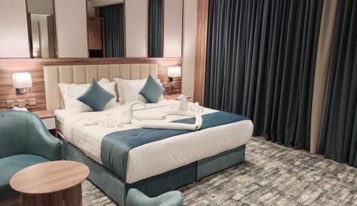 Suite with City View