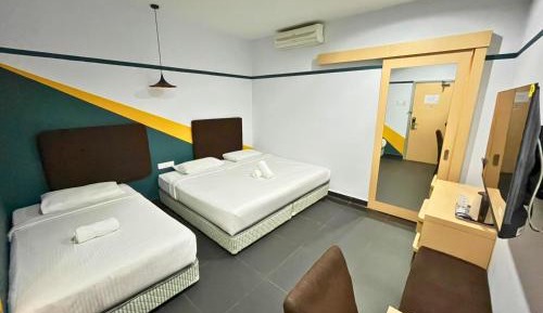 Triple Room