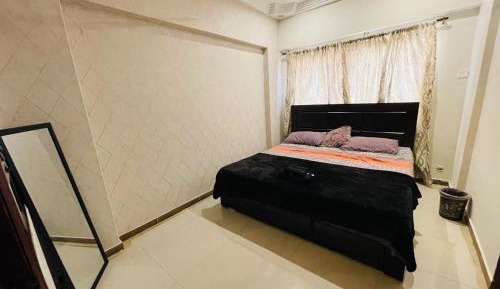 Deluxe Room (2 Adults + 1 Child)