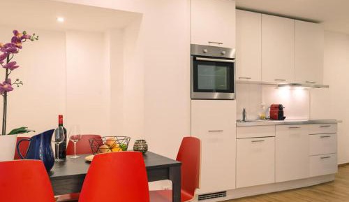 One-Bedroom Apartment D