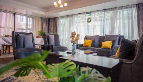 Three-Bedroom Superior Apartment