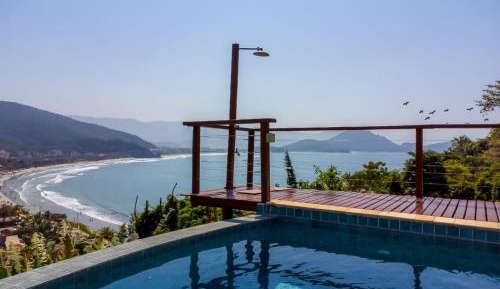 Four-Bedroom Holiday Home