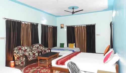 Deluxe Family Room
