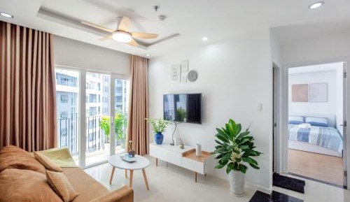 Two-Bedroom Apartment with Balcony
