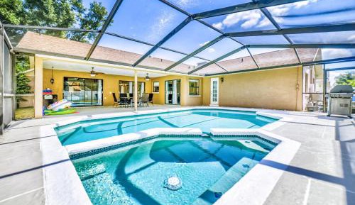Four-Bedroom Holiday Home