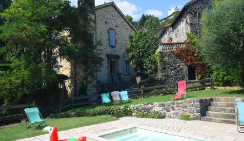 Three-Bedroom Holiday Home 
