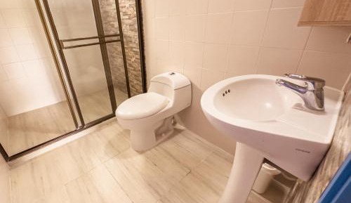 Quadruple Room with Private Bathroom