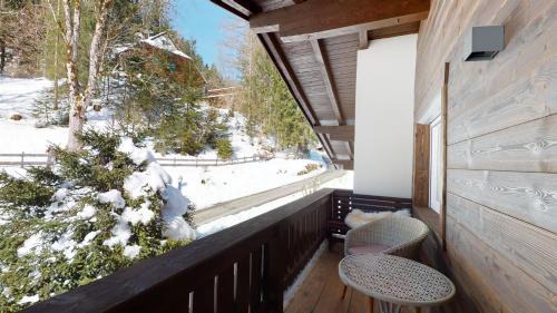 Two-Bedroom Apartment with Bath