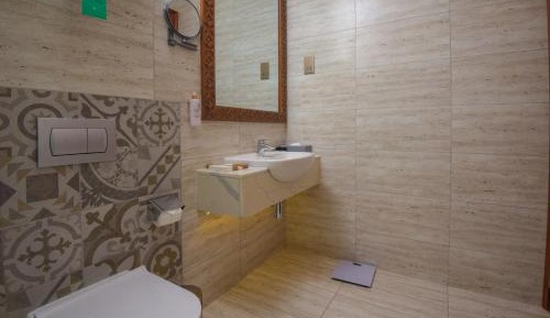 Junior King Suite with Sofa Bed