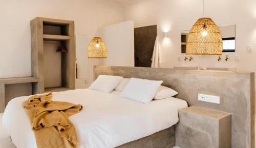Luxury King Room