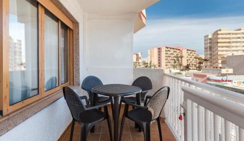 Superior One-Bedroom Apartment with Balcony