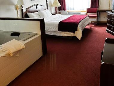 King Room with Spa Bath