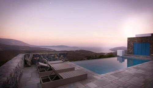Two-Bedroom Apartment with Terrace and Sea View