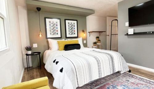 One-Bedroom House