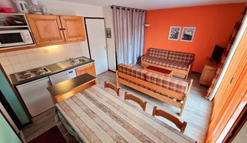 Apartment (8 Adults)