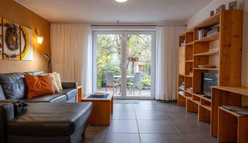 Superior One-Bedroom Apartment