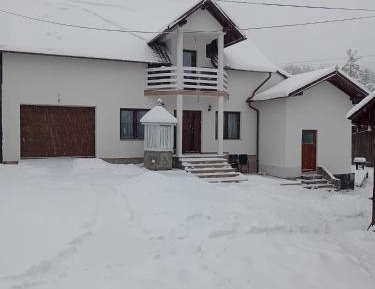 Three-Bedroom Townhouse