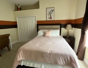 Queen Room