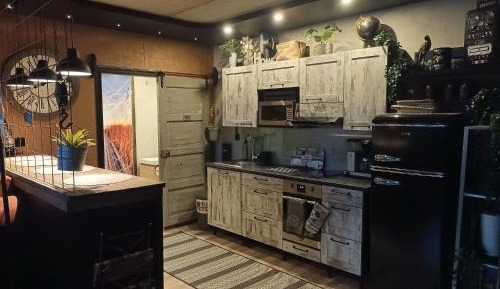 One-Bedroom House