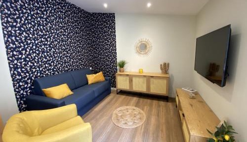 Apartment with Shower