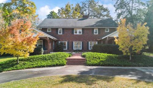 Seven-Bedroom House