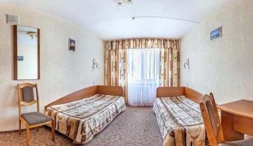 Twin Room with Shower