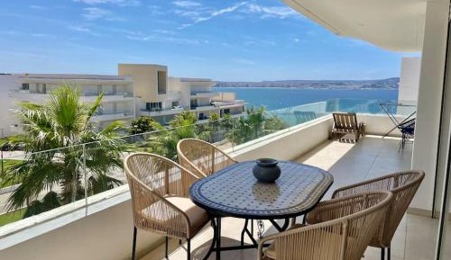 Two-Bedroom Deluxe Apartment with Ocean View