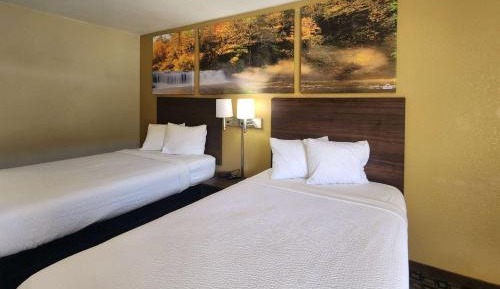 Double Room with Two Double Beds - Smoking