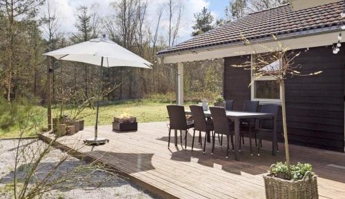 Three-Bedroom Holiday Home 