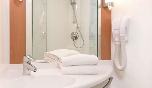 Room with 2 Single Beds