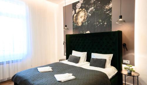 Large Double Room