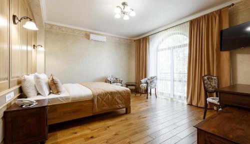 Deluxe Double Room with Balcony