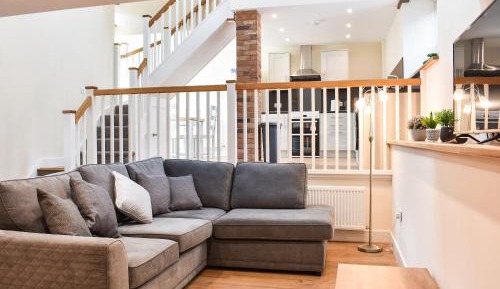 Three-Bedroom Holiday Home 