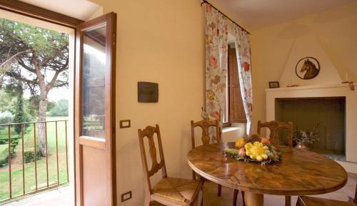 Apartment with Garden View