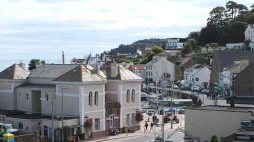 Studio with Sea View