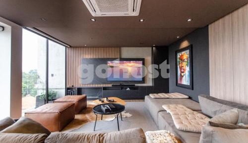 Penthouse Apartment