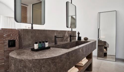Hideaway Pool Suite