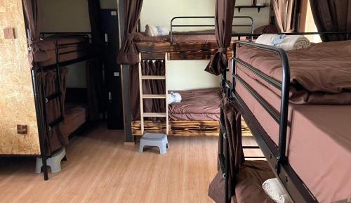 6-Bed Mixed Dormitory Room