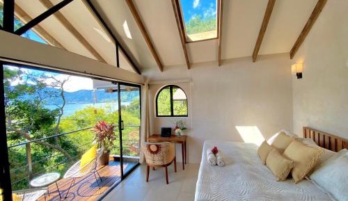Bungalow - Water Front 