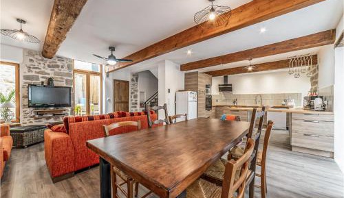 Four-Bedroom Holiday Home