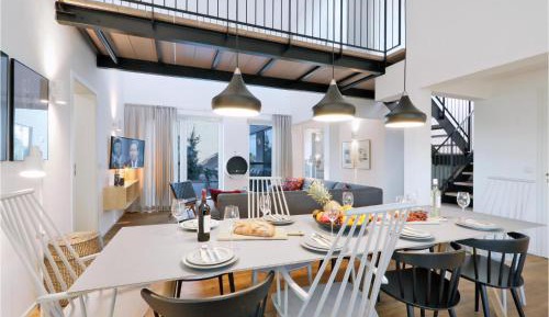 Five-Bedroom Holiday Home