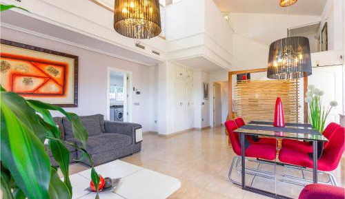 Three-Bedroom Holiday Home 
