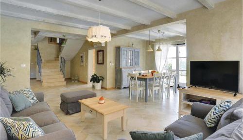 Four-Bedroom Holiday Home