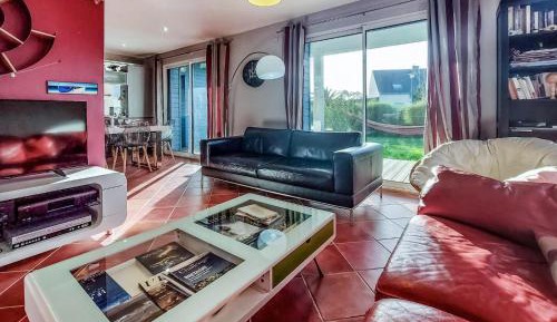 Four-Bedroom Holiday Home